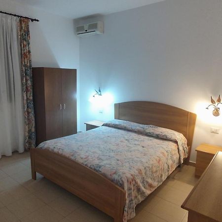 Aparthotel Lo Zodiaco LMP Exterior foto